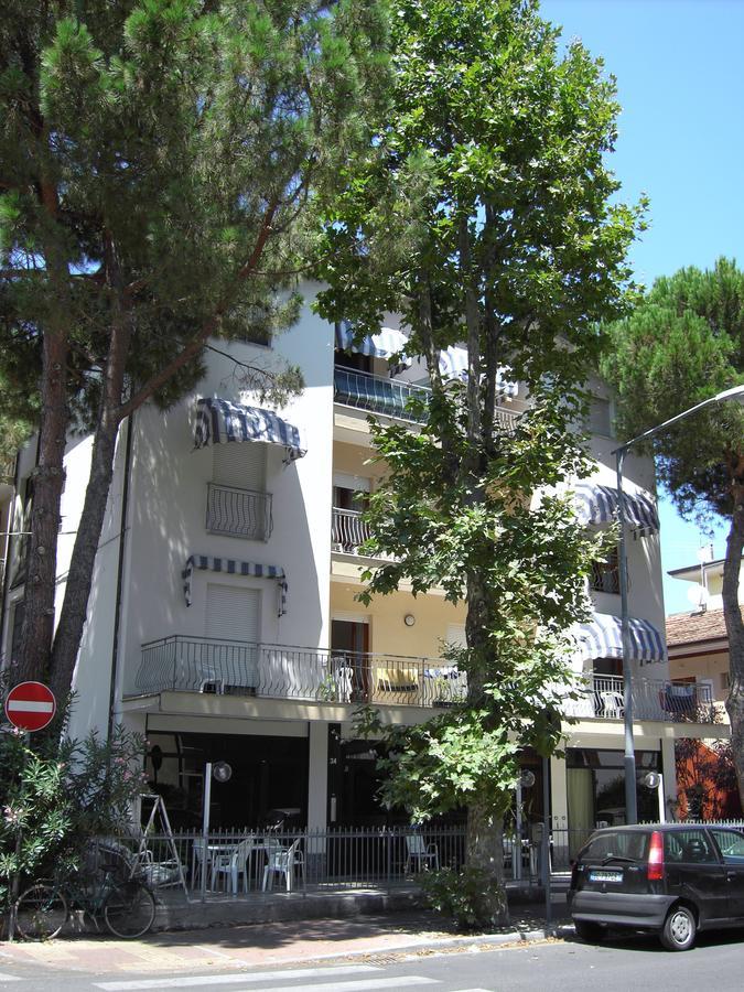 Residence Monaco Appartamenti Rimini Extérieur photo