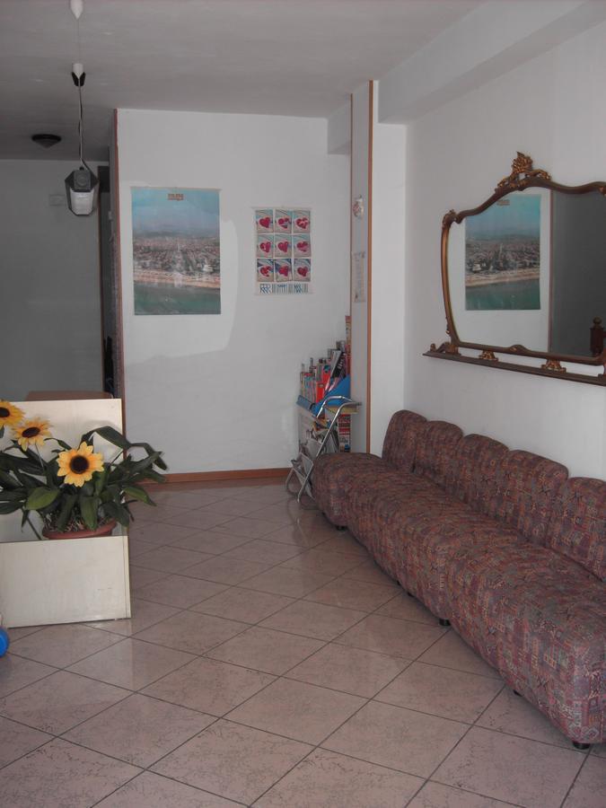 Residence Monaco Appartamenti Rimini Extérieur photo